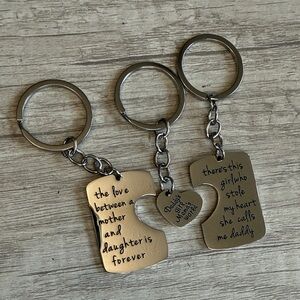 NWT Engraved Silver Metal 3 Piece Family Keychain Set with Heart Charms
